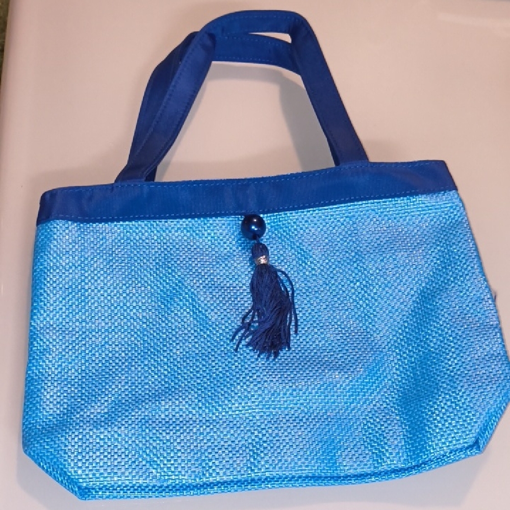 Free O2 Tote Bag